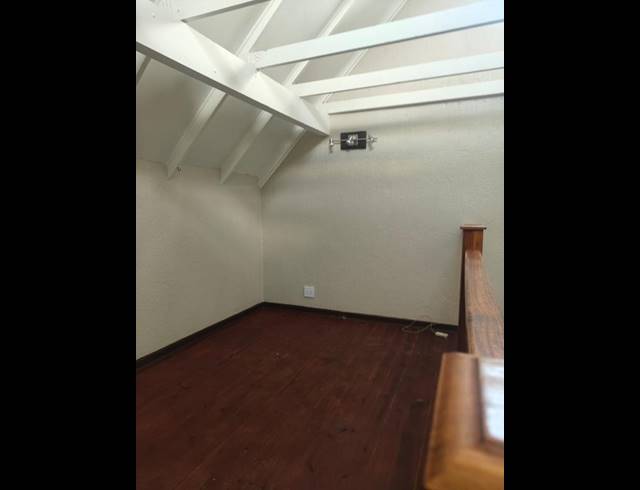 2 BEDROOM PROPERTY TO RENT IN MEER EN SEE